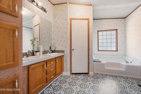 Tiny photo for 1020 Cox Circle, Oliver Springs, TN 37840 (MLS # 1333543)