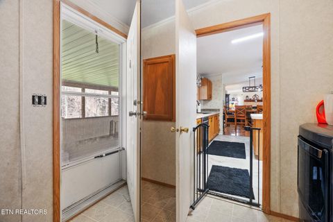 Tiny photo for 1020 Cox Circle, Oliver Springs, TN 37840 (MLS # 1333543)