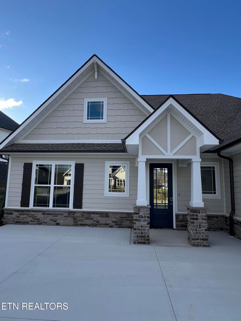 Photo of 246 Bittersweet Lane, Lenoir City, TN 37771 (MLS # 1326812)