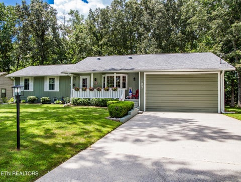Photo of 107 Canterbury Drive, Crossville, TN 38558 (MLS # 1350899)