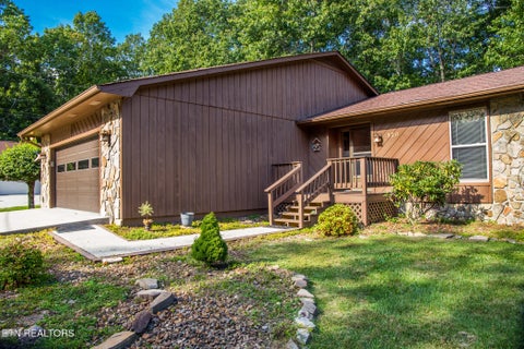 Tiny photo for 120 Lakeside Drive, Crossville, TN 38558 (MLS # 1358383)