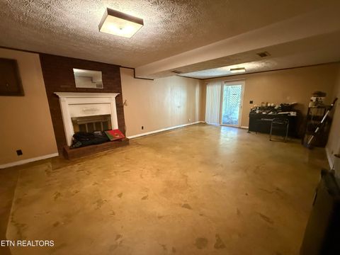 Tiny photo for 412 S Carter School Rd, Strawberry Plains, TN 37871 (MLS # 1319353)