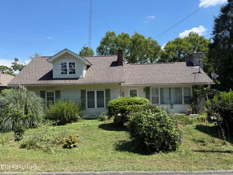Photo of 907 High St, Clinton, TN 37716 (MLS # 1351702)