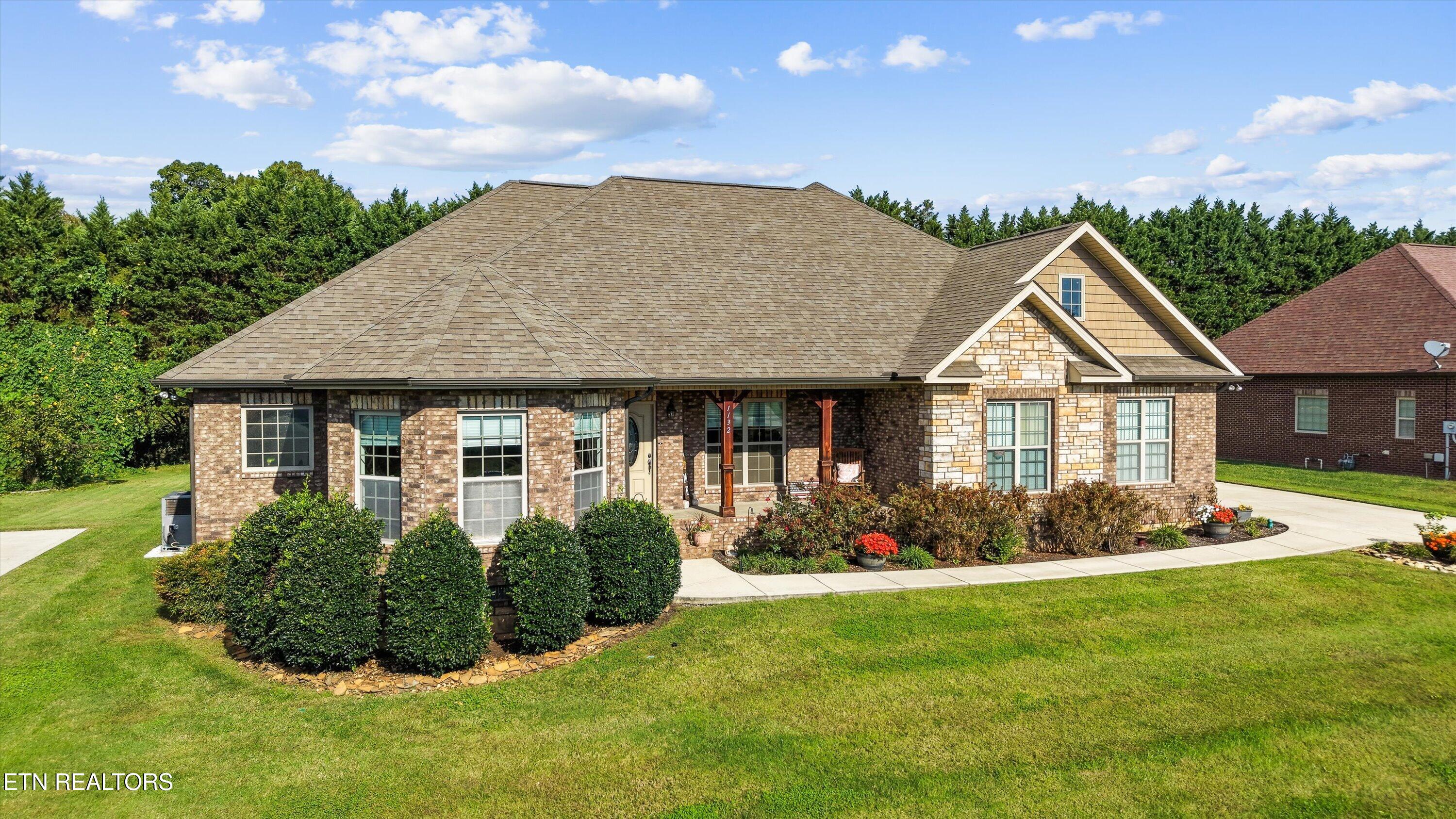 1132 Linford Circle
