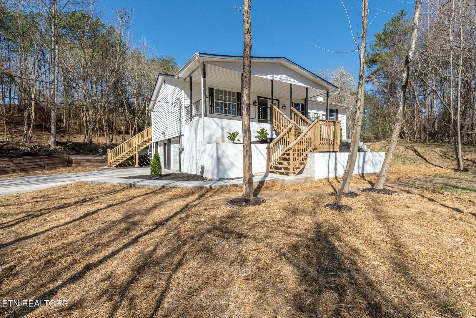 2055 Lake City Hwy
