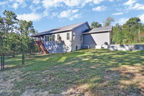 Tiny photo for 380 Mountain Preserve Pkwy, Crab Orchard, TN 37723 (MLS # 1359919)