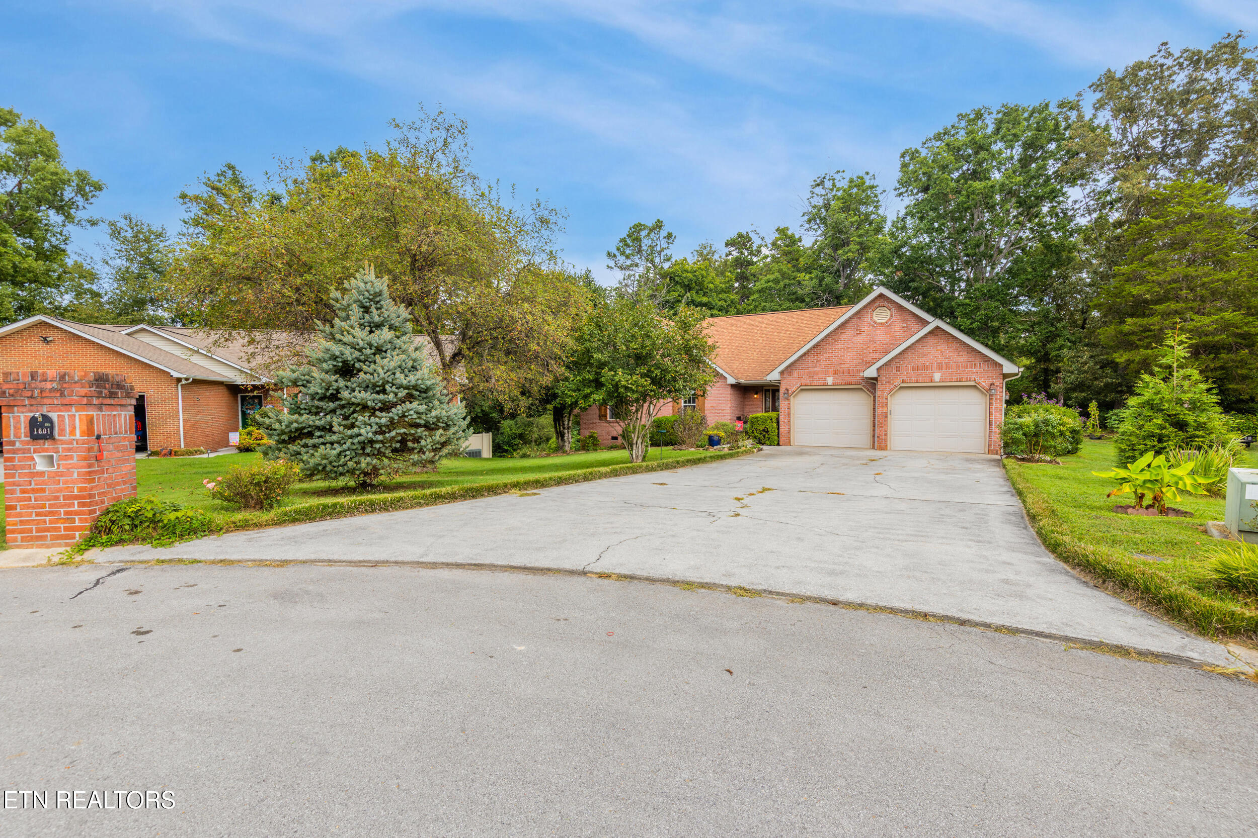 1601 Northfield Drive