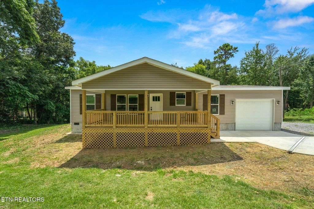 Photo of 612 Caldwell Rd, Loudon, TN 37774 (MLS # 1311236)