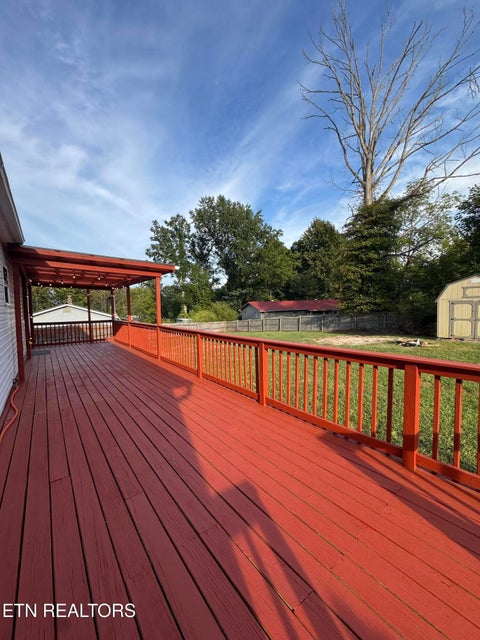 Tiny photo for 304 Peach Tree Circle, Wartburg, TN 37887 (MLS # 1355276)
