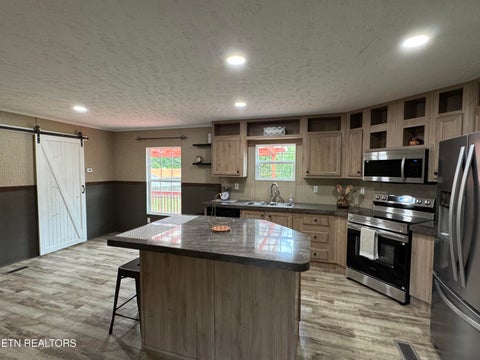 Tiny photo for 304 Peach Tree Circle, Wartburg, TN 37887 (MLS # 1355276)