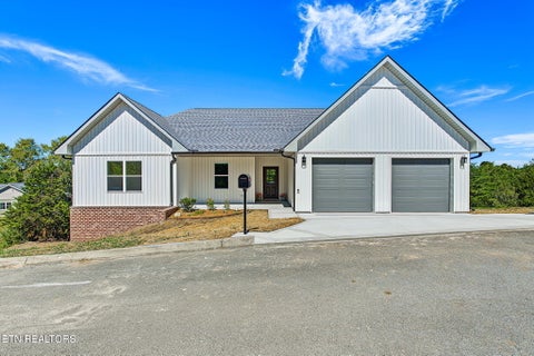 Photo of 821 Gavin Lane, Seymour, TN 37865 (MLS # 1357426)