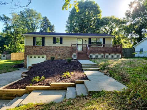 Photo of 5908 Moore Rd, Knoxville, TN 37920 (MLS # 1344987)