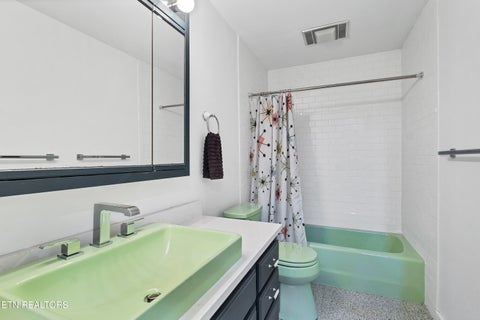 Tiny photo for 2212 Jones Bend Rd, Louisville, TN 37777 (MLS # 1346904)