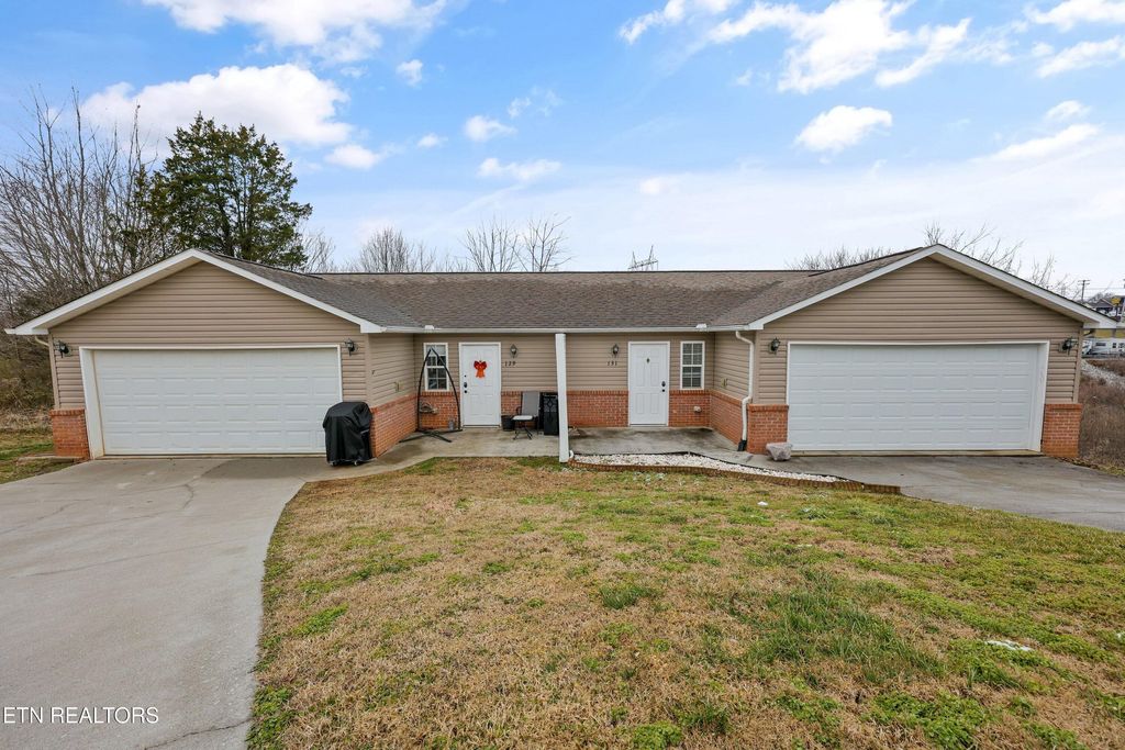 Photo of 129131 Lucy Ln Ln, Maryville, TN 37803 (MLS # 1328681)