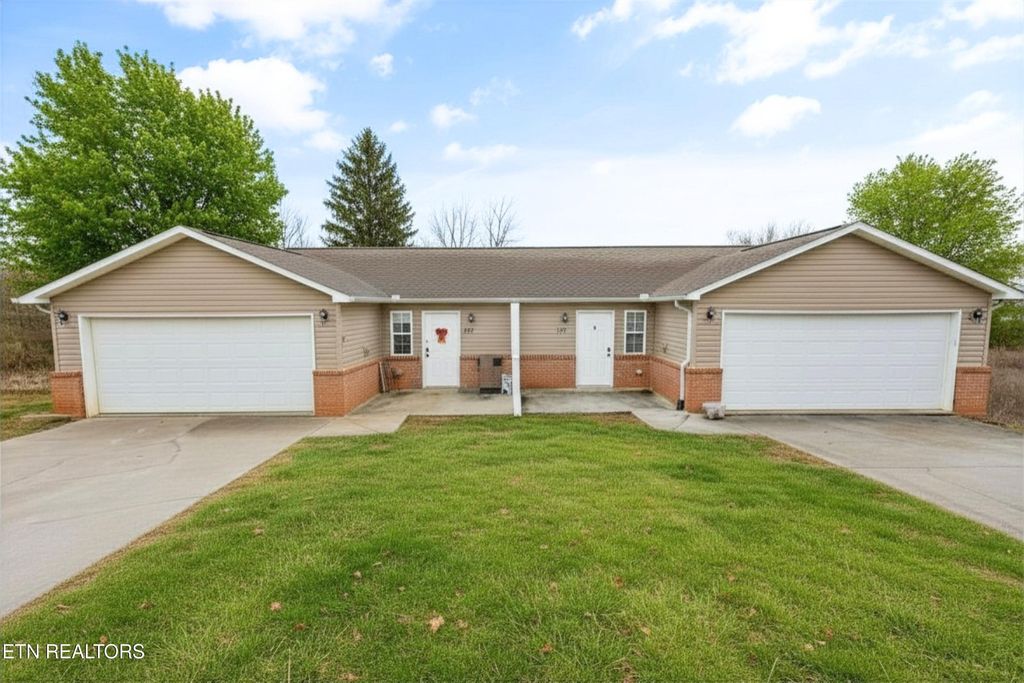 Photo of 129131 Lucy Ln Ln, Maryville, TN 37803 (MLS # 1328681)