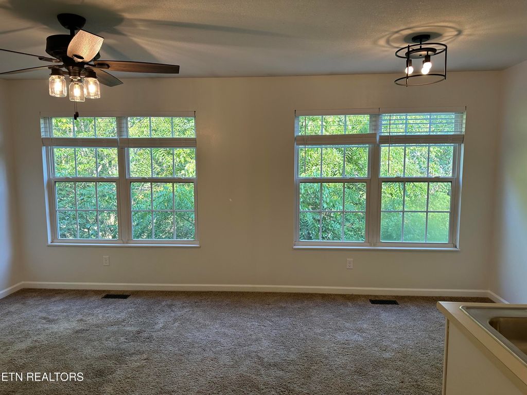 Photo of 129131 Lucy Ln Ln, Maryville, TN 37803 (MLS # 1328681)