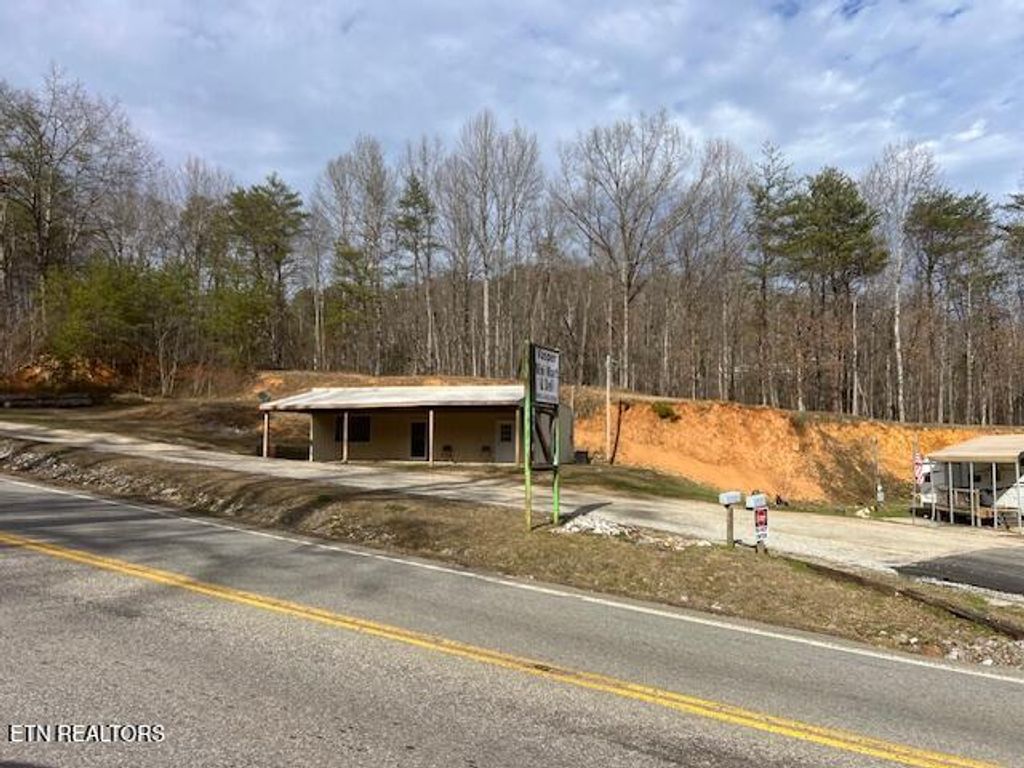 Photo of 1367 Highway 116, Caryville, TN 37714 (MLS # 1314913)