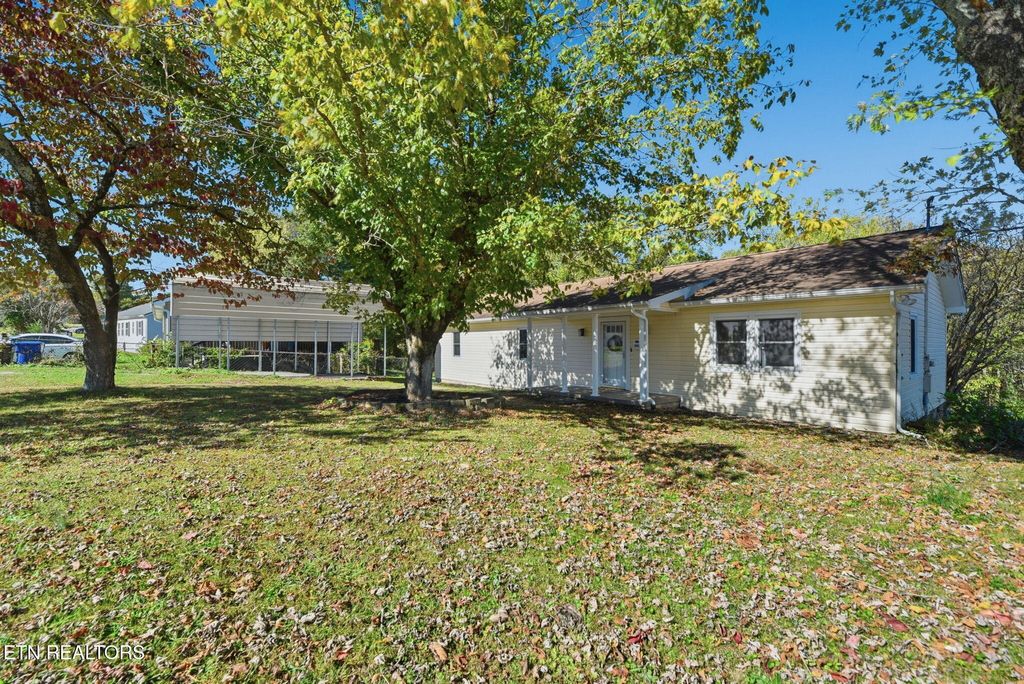 Photo of 290 Jefferson Ave, Oak Ridge, TN 37830 (MLS # 1319495)