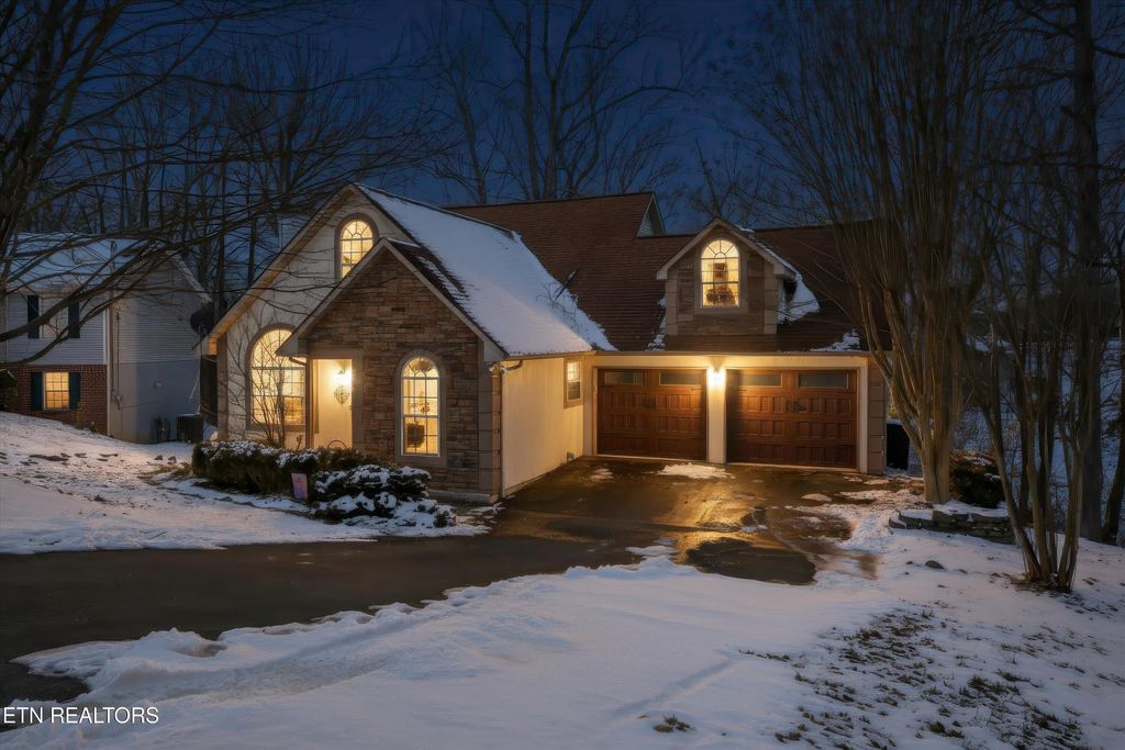 Photo of 6016 Tennyson Drive, Knoxville, TN 37909 (MLS # 1328633)