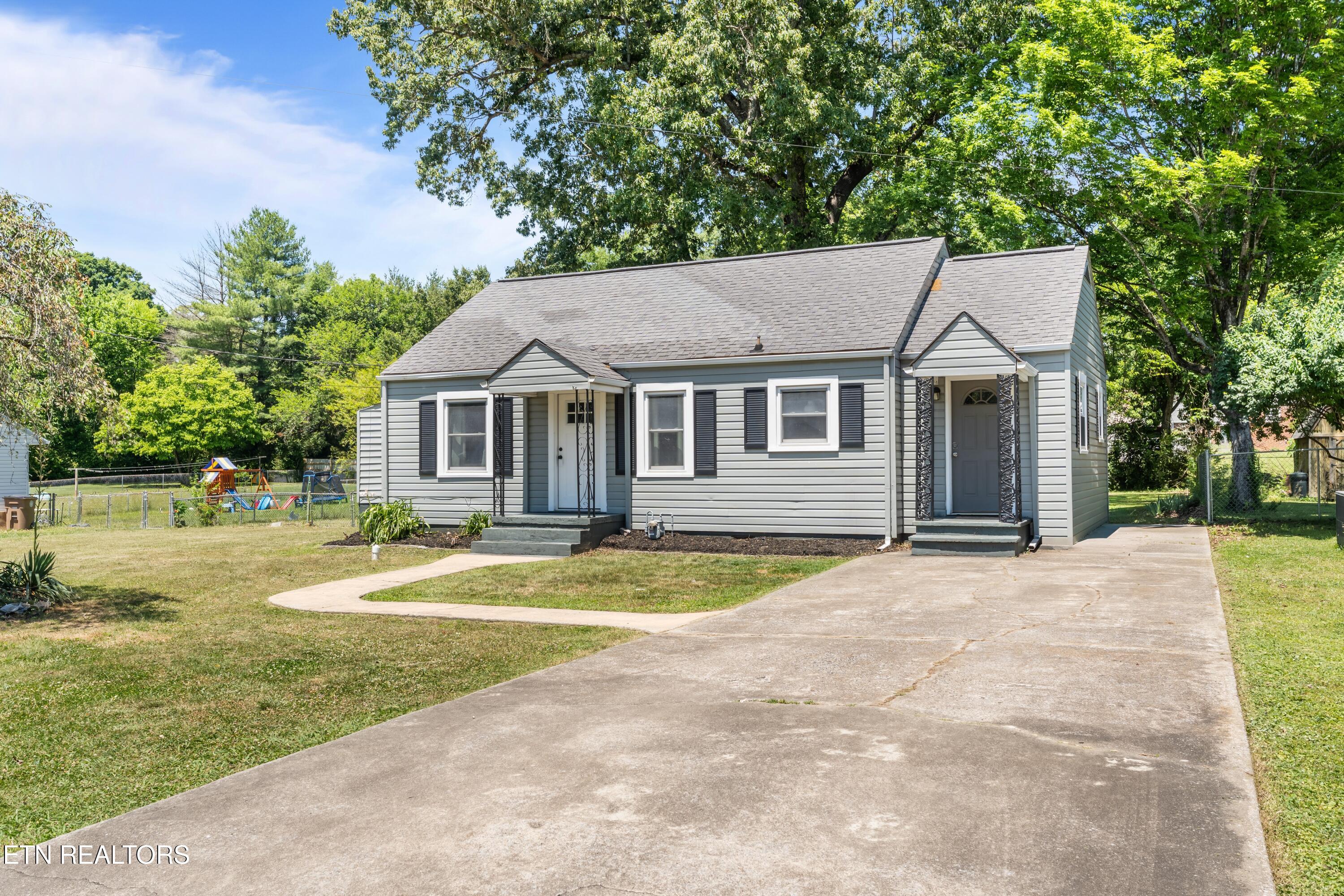 3221 Boright Drive