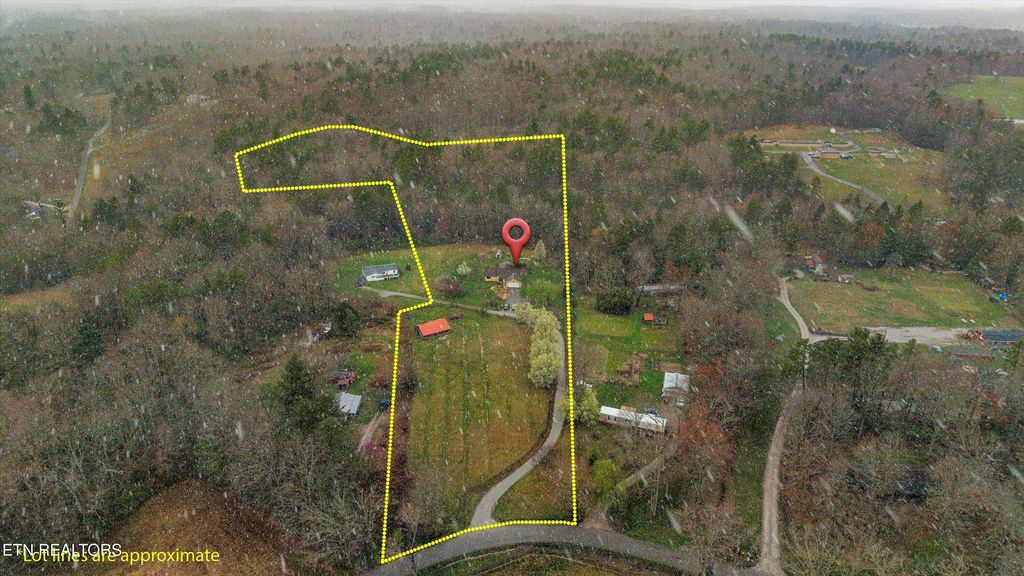 Photo of 1334 Niggs Creek Rd, Oneida, TN 37841 (MLS # 1333080)