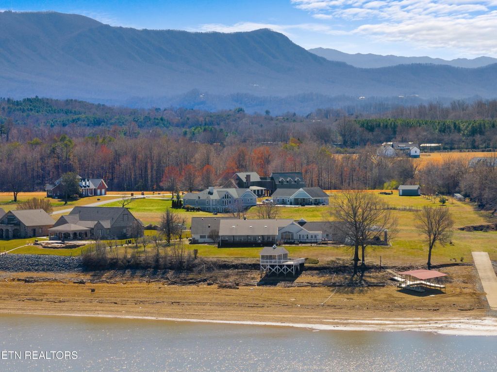 Photo of 829 Tucker Place Way, Dandridge, TN 37725 (MLS # 1291882)