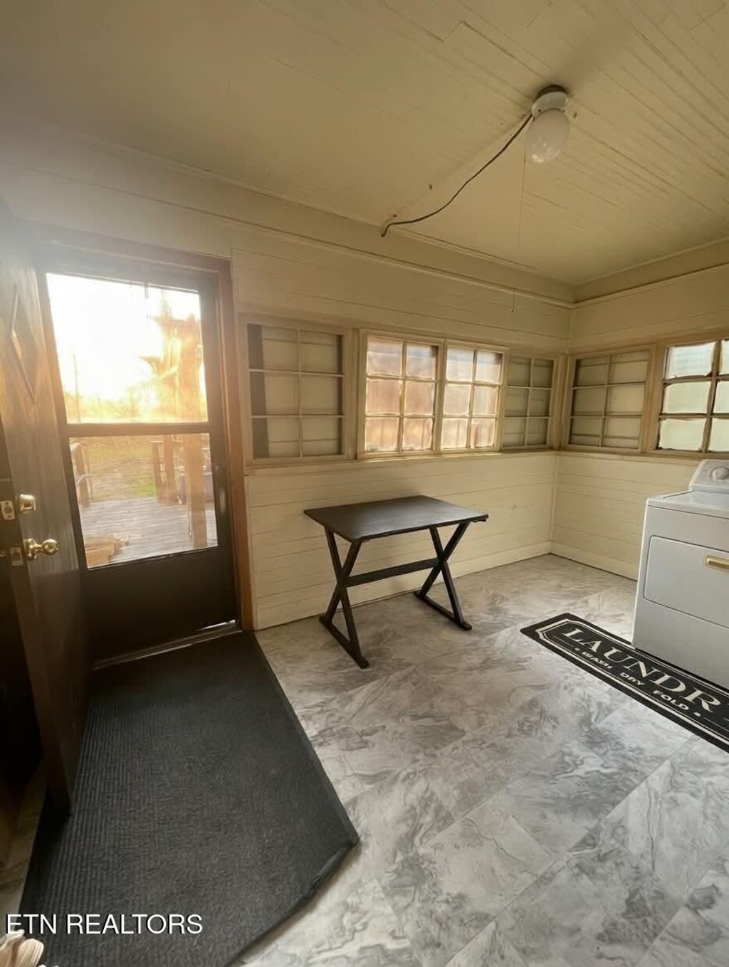 Photo of 827 N Rogers St, Clinton, TN 37716 (MLS # 1333770)