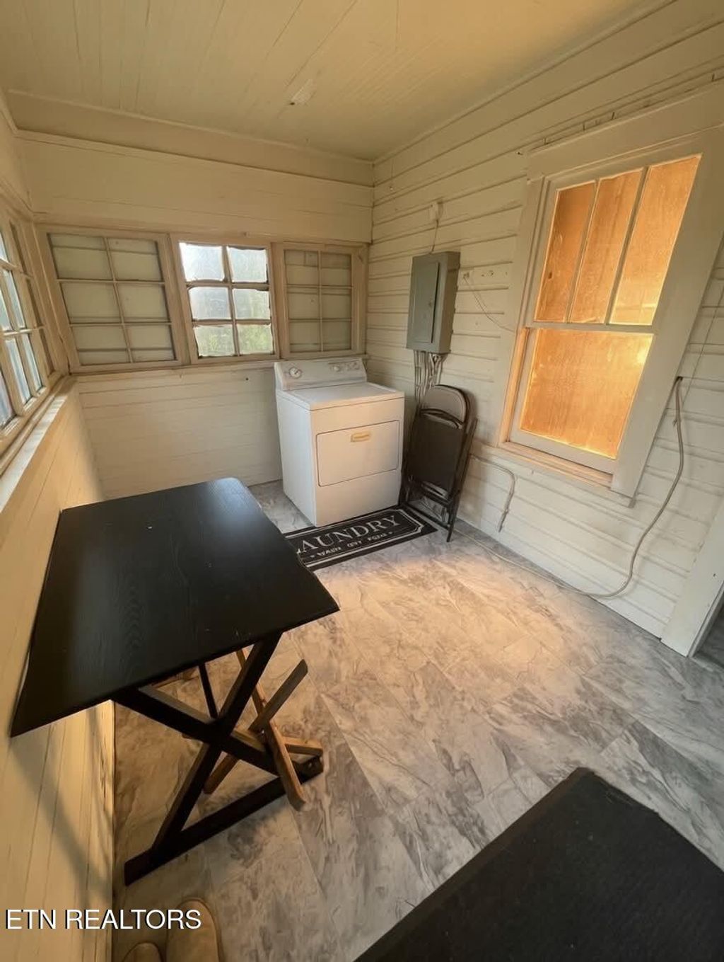 Photo of 827 N Rogers St, Clinton, TN 37716 (MLS # 1333770)