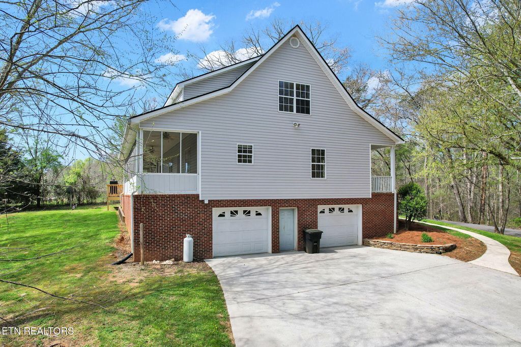 Photo of 1168 NE Council Rd, Charleston, TN 37310 (MLS # 1335149)