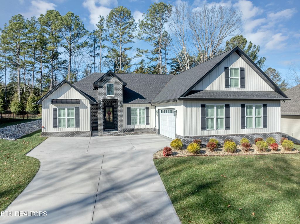 Photo of 374 Mingo Way, Loudon, TN 37774 (MLS # 1327007)