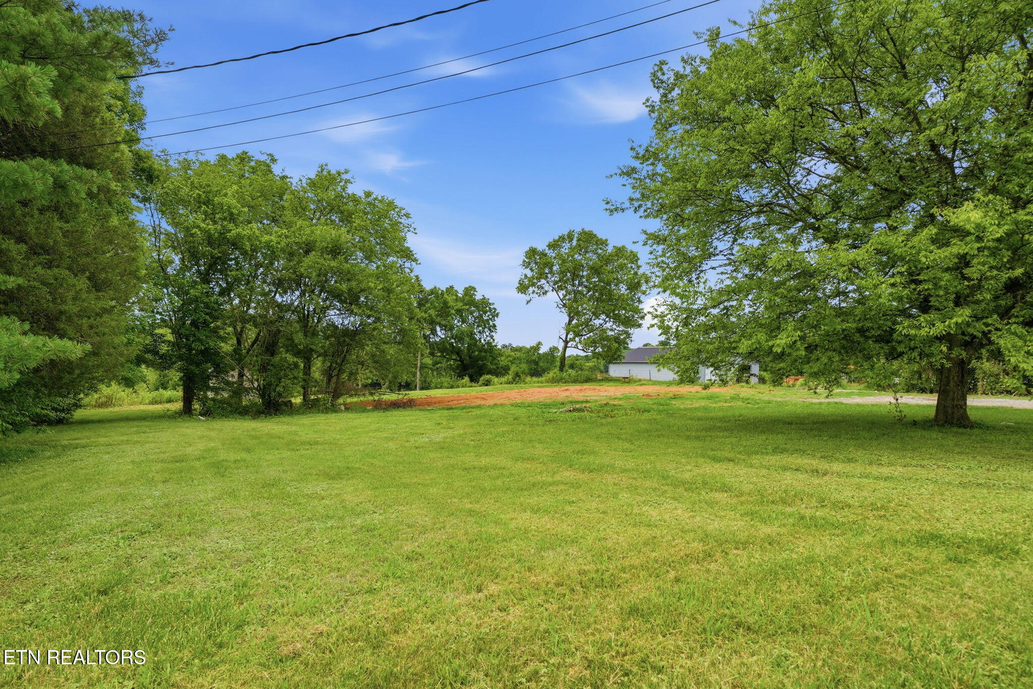 3128 Howell Rd