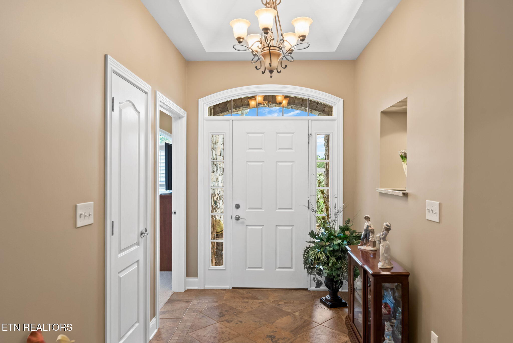 115 Tecumseh Lane