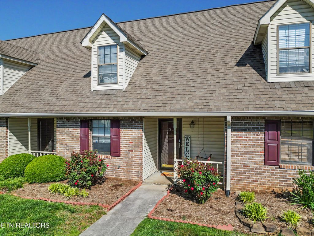 Photo of 933 Bradley Bell Drive, Knoxville, TN 37938 (MLS # 1337883)