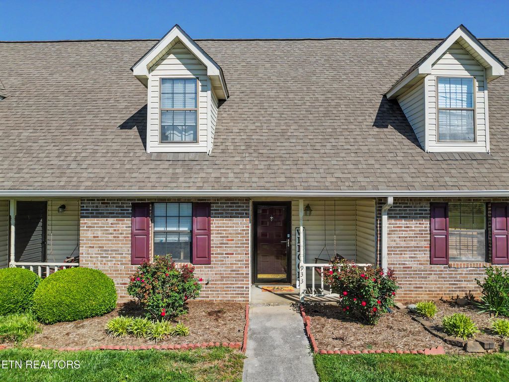 Photo of 933 Bradley Bell Drive, Knoxville, TN 37938 (MLS # 1337883)
