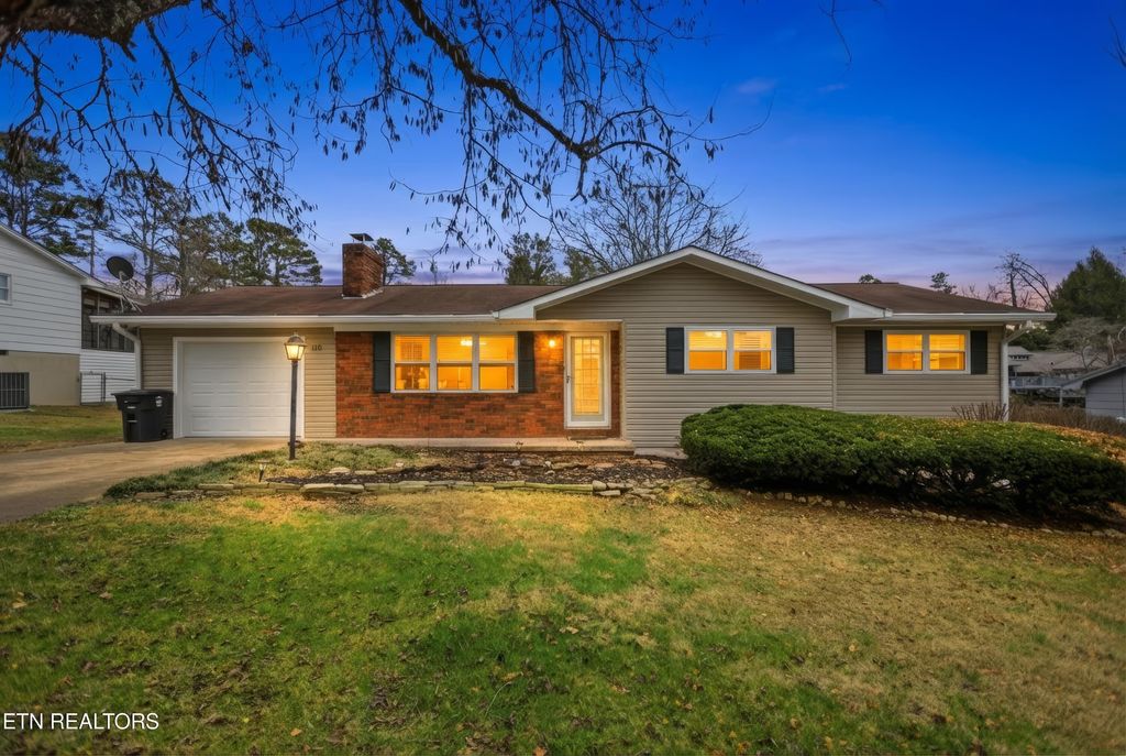 Photo of 1211 Tellico Ave, Athens, TN 37303 (MLS # 1324610)