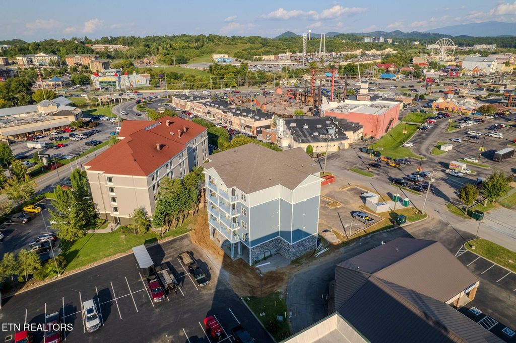 Photo of 129 Sugarfoot Way #401, Pigeon Forge, TN 37863 (MLS # 1338397)