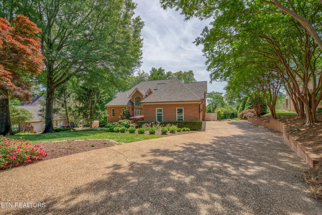 Photo of 1946 River Sound Drive, Knoxville, TN 37922 (MLS # 1340049)