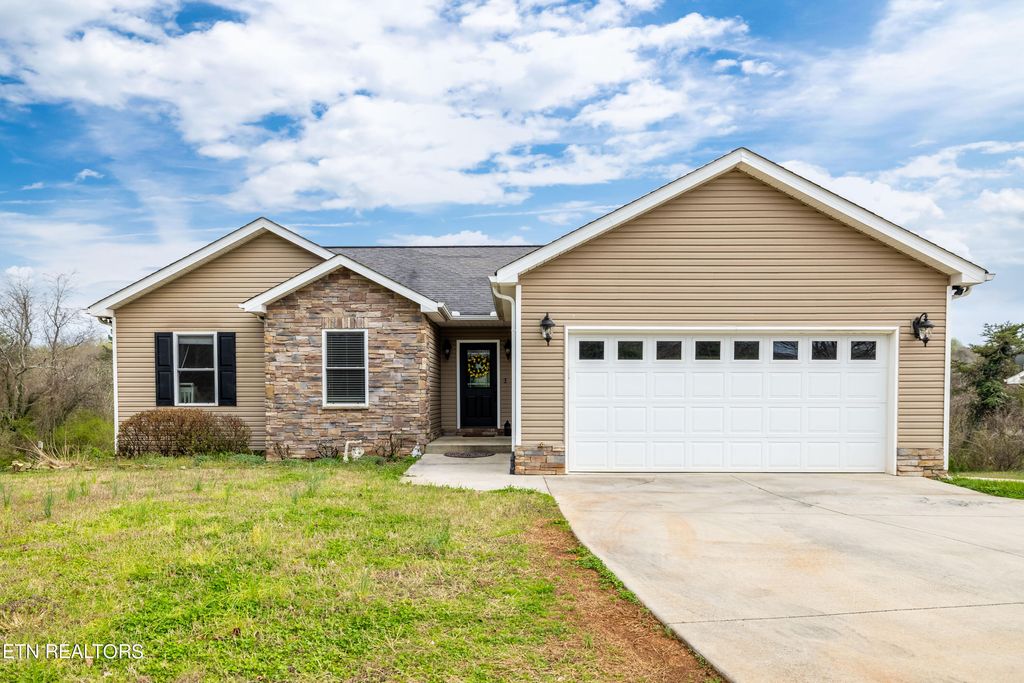 Photo of 2481 Topside Rd, Louisville, TN 37777 (MLS # 1256984)