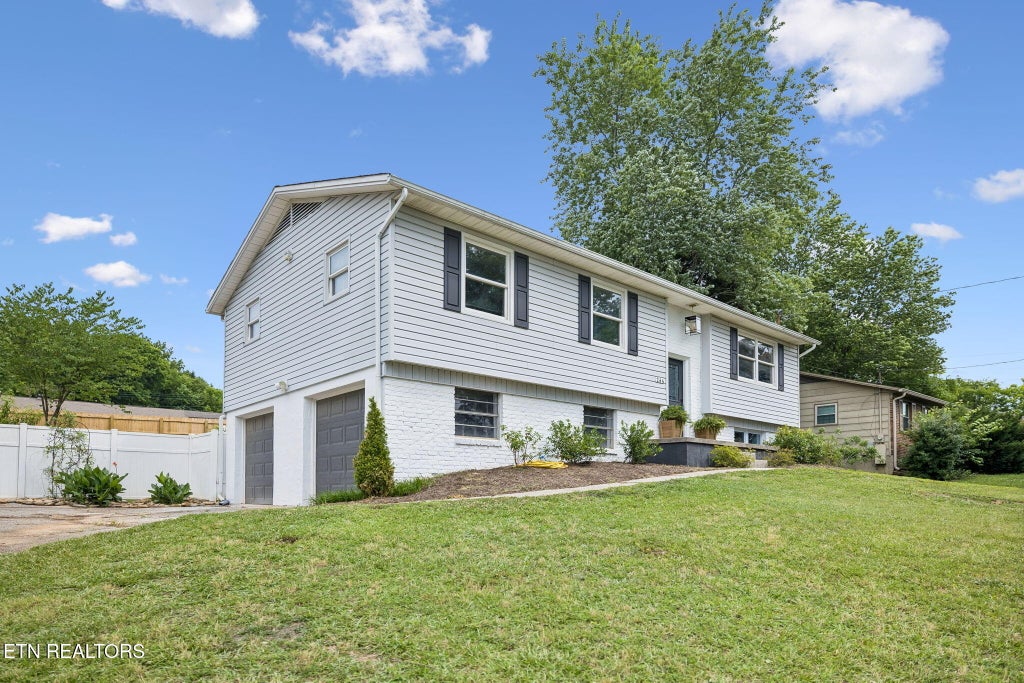 Photo of 264 Newport Rd, Knoxville, TN 37934 (MLS # 1345401)