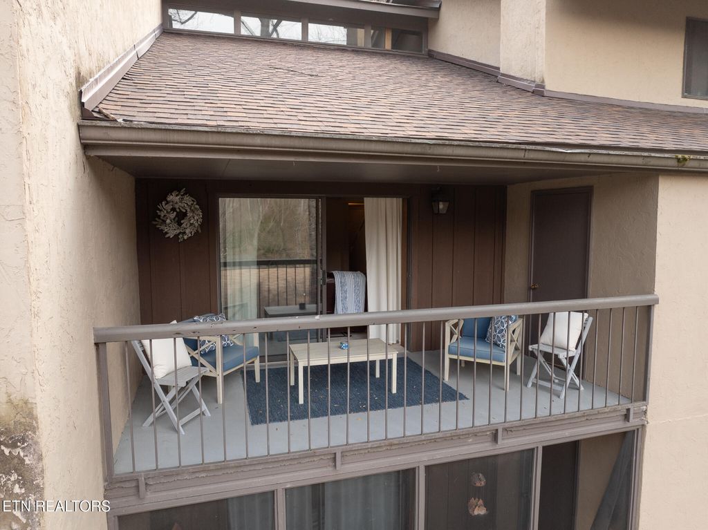 Photo of 1235 Ski Mountain Rd #APT 613, Gatlinburg, TN 37738 (MLS # 1331557)