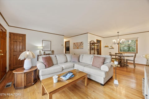 Tiny photo for 4913 Gettysburg Rd, Knoxville, TN 37921 (MLS # 1355939)