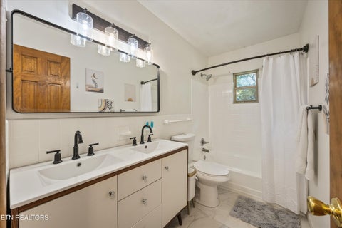Tiny photo for 4913 Gettysburg Rd, Knoxville, TN 37921 (MLS # 1355939)