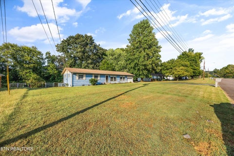 Tiny photo for 4913 Gettysburg Rd, Knoxville, TN 37921 (MLS # 1355939)