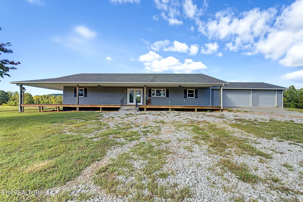Photo of 308 Huse Watson Rd, Oakdale, TN 37829 (MLS # 1356988)