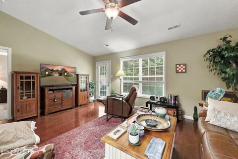 Tiny photo for 5029 White Petal Way, Knoxville, TN 37912 (MLS # 1357069)