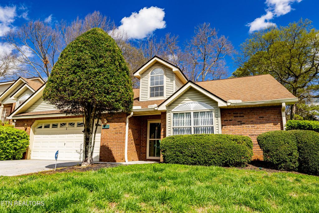 Photo of 5525 Lonas Drive #C7, Knoxville, TN 37909 (MLS # 1333221)