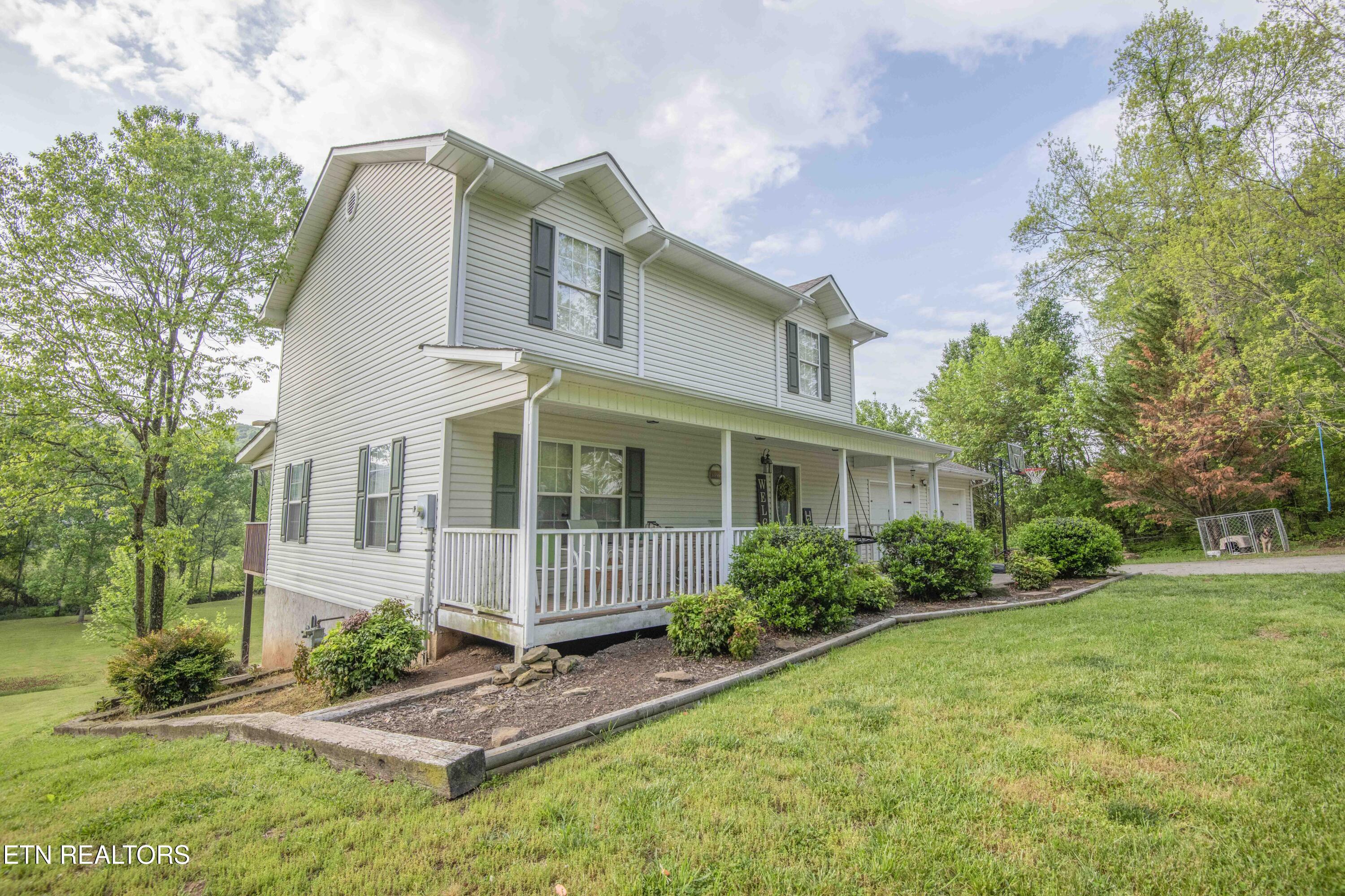 469 Old Dutch Valley Rd