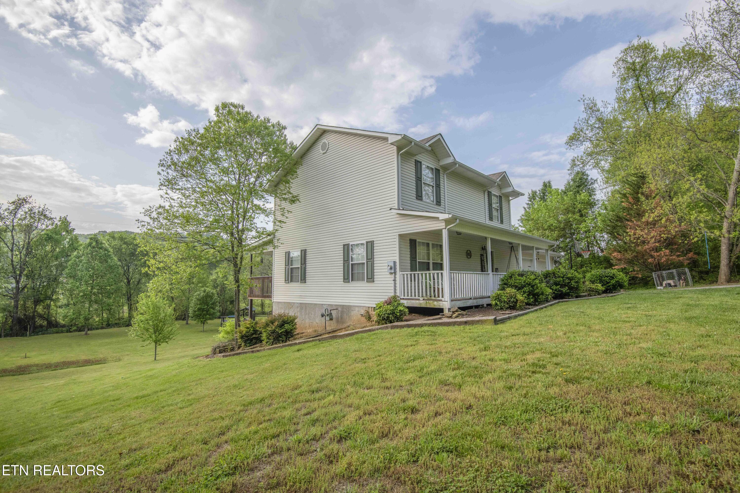 469 Old Dutch Valley Rd