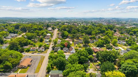 Tiny photo for 430 E Oldham Ave, Knoxville, TN 37917 (MLS # 1342413)