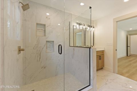 Tiny photo for 430 E Oldham Ave, Knoxville, TN 37917 (MLS # 1342413)